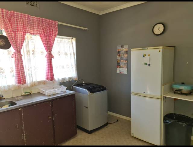 4 BEDROOM HOUSE SOLD IN GLENCOE